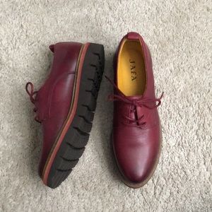 Jafa Red Loafers Size 37 7.5 7 NWOB Lace Oxford Slides Flats